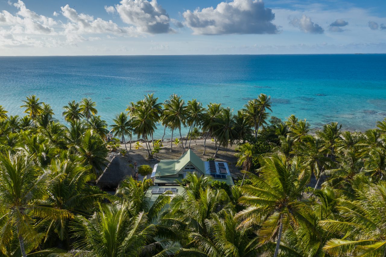 Vue aérienne de l’île privée Fafarua
